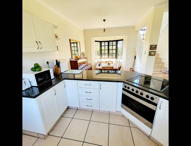 3 BEDROOM GATED ESTATE SOLD IN CLIFTON HILL ESTATE
